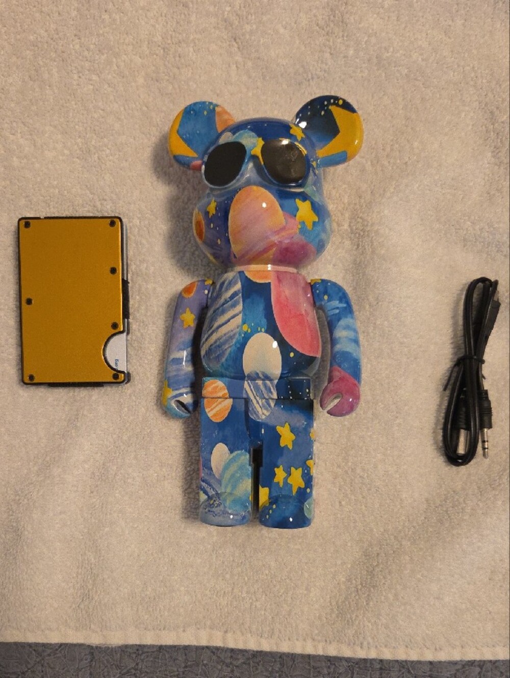 Multicolor Bear-Shaped Wireless Speaker — Vibrant Splash Finish - Picture 9 of 9